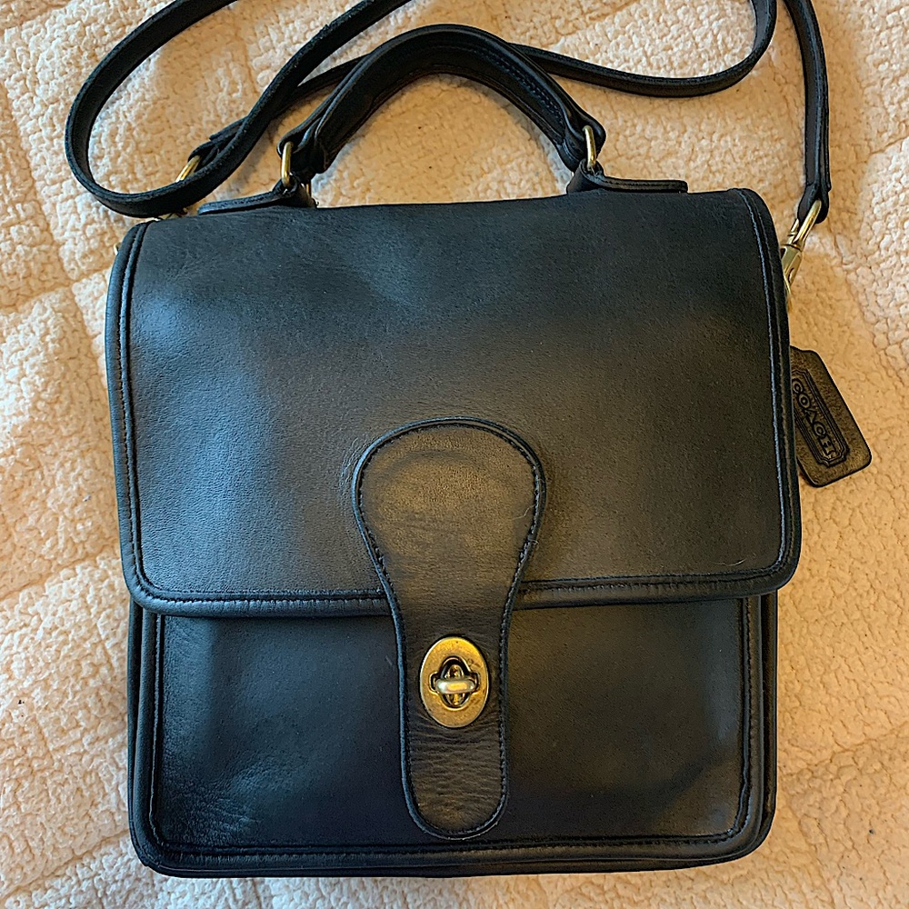 Coach Station in Slate Gray